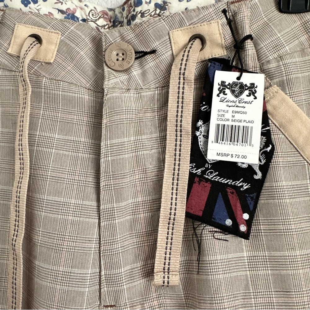Lion’s Crest by English Laundry - Beige Plaid Cargo Shorts - Picture 4 of 15